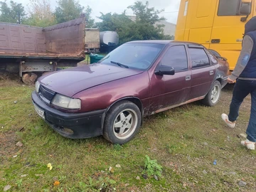 Авто Opel Vectra 1991 № 8061602