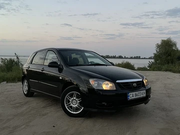 Авто KIA Cerato Forte  2005 № 8061631