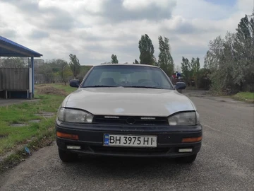 Авто Toyota Camry 1993 № 8061779