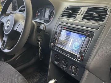 Авто Volkswagen Polo 2012 № 8061841