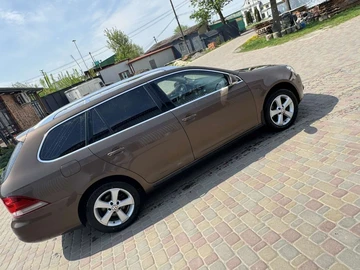 Авто Volkswagen Golf 2011 № 8062027