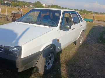 Авто ВАЗ 21099 1993 № 8062166