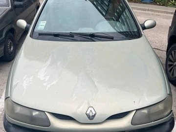 Авто Renault Laguna 2000 № 8062172