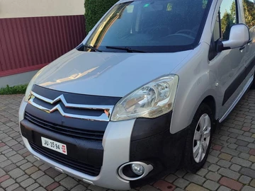 Авто Citroen Berlingo 2010 № 8062191