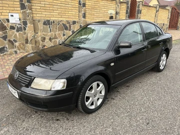 Авто Volkswagen Passat Sedan 1998 № 8062286