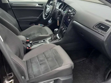 Авто Volkswagen Golf 2020 № 8062491
