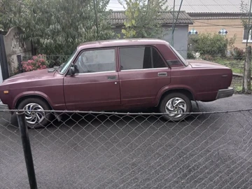Авто ВАЗ 2107 2004 № 8062759
