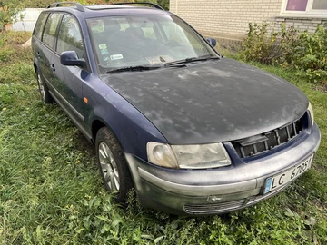 Авто Volkswagen Passat Hatchback 1999 № 8062952