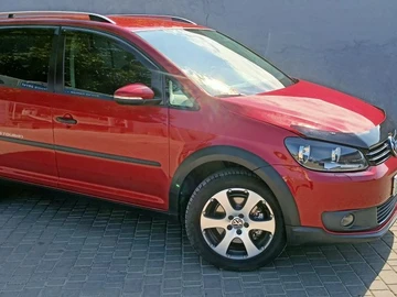Авто Volkswagen Touran 2011 № 8062970