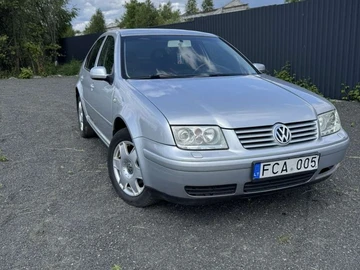 Авто Volkswagen Bora 2001 № 8062979