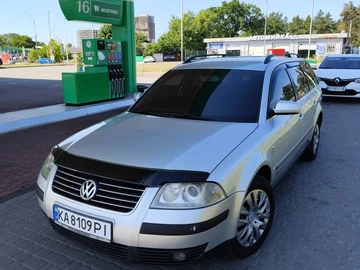 Авто Volkswagen Passat Variant 2003 № 8063005