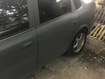 Авто Opel Vectra 1998 № 8063137