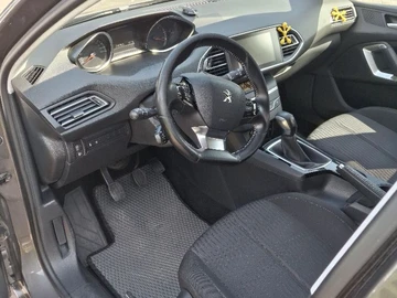Авто Peugeot 308 2016 № 8063148