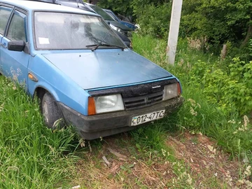 Авто ВАЗ 2109 1992 № 8063159