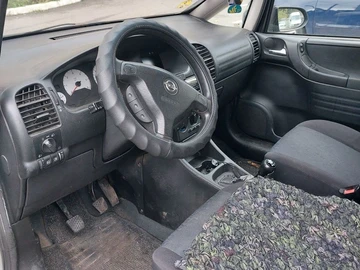 Авто Opel Zafira 2002 № 8063166