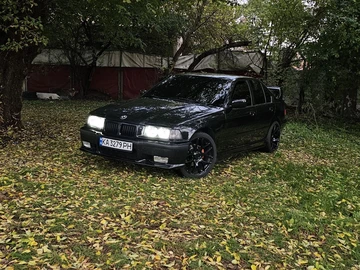 Авто BMW 3 Серия 1991 № 8063228