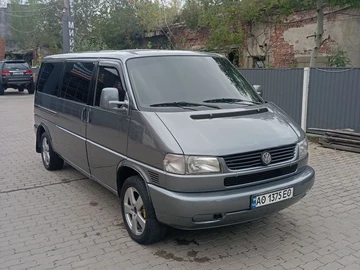 Авто Volkswagen Transporter 2000 № 8063261