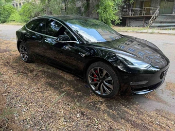 Авто Tesla Model 3 2018 № 8063281