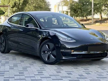 Авто Tesla Model 3 2018 № 8063310