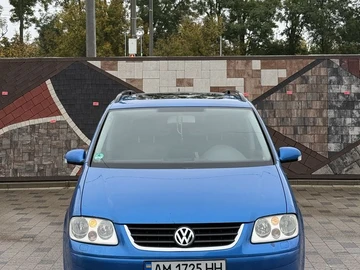 Авто Volkswagen Touran 2006 № 8063514