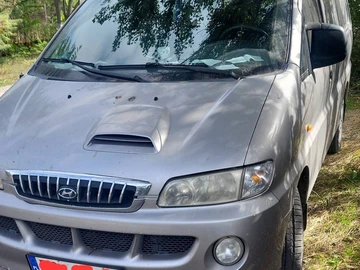 Авто Hyundai H200 2002 № 8063578