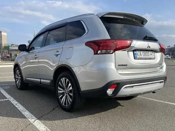 Авто Mitsubishi Outlander 2019 № 8063605