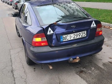Авто Opel Vectra 2000 № 8063611