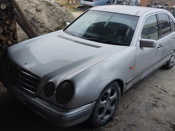 Авто Mercedes 220 1997 № 8063807