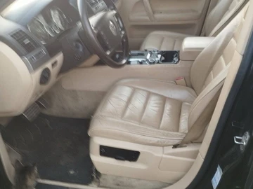 Авто Volkswagen Touareg 2004 № 8063884