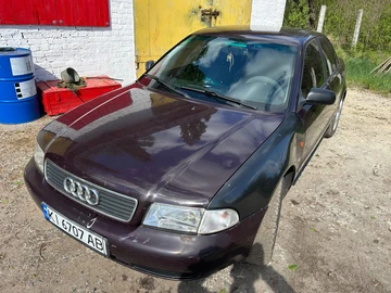 Авто Audi A4 1995 № 8063901