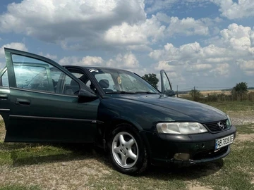 Авто Opel Vectra 1998 № 8064149