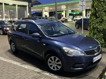 Авто KIA Cee X27 D 2010 № 8064173