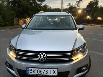 Авто Volkswagen Tiguan 2011 № 8064379