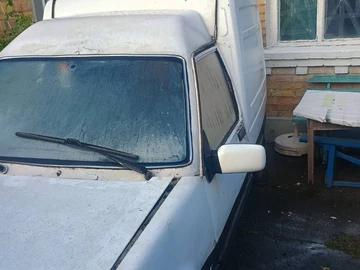 Авто Renault Rodeo 1990 № 8064471
