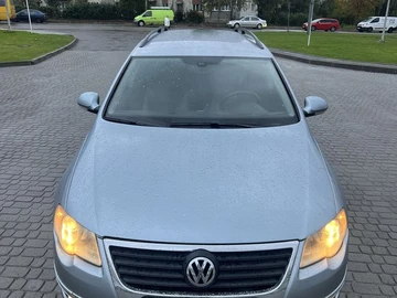 Авто Volkswagen Passat Variant 2005 № 8064661