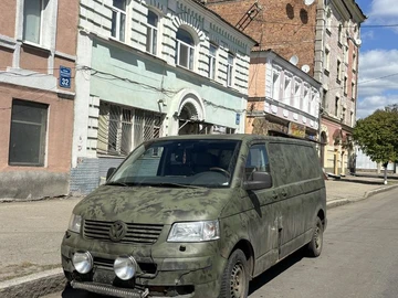 Авто Volkswagen Transporter 2008 № 8064702