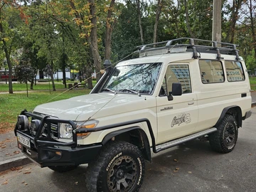Авто Toyota Land Cruiser 70 2014 № 8064863
