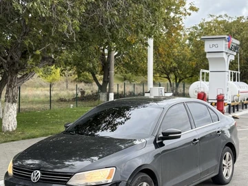 Авто Volkswagen Jetta 2012 № 8064868