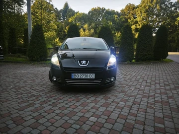 Авто Peugeot 5008 2010 № 8064910