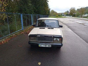 Авто ВАЗ 2107 1995 № 8064930