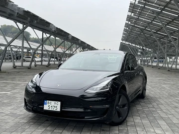 Авто Tesla Model 3 2019 № 8064941
