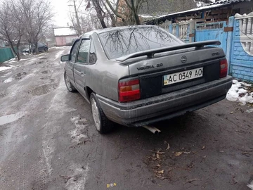 Авто Opel Vectra 1989 № 8064976