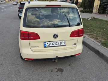 Авто Volkswagen Touran 2015 № 8065193