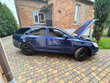 Авто Skoda Octavia 2009 № 8065199