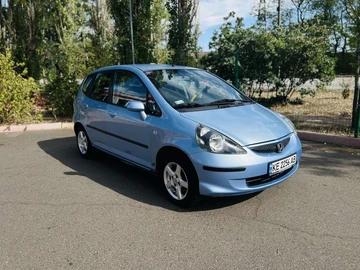 Авто Honda Jazz 2004 № 8065206