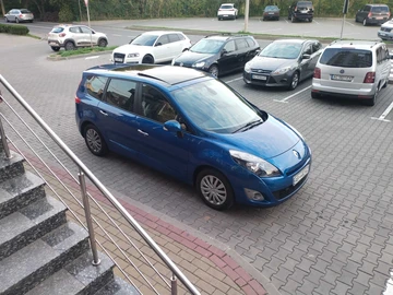 Авто Renault Grand Scenic 2011 № 8065334