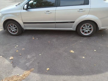 Авто Chevrolet Aveo 2007 № 8065404
