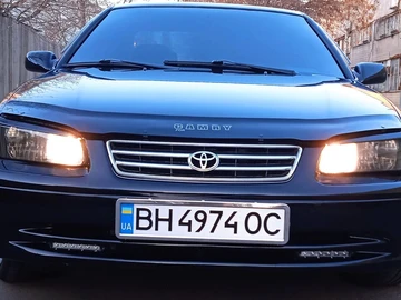 Авто Toyota Camry 2000 № 8065413