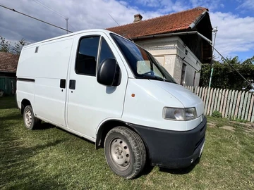 Авто Peugeot Boxer 2000 № 8065414