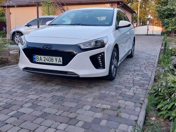 Авто Hyundai Ioniq 2018 № 8065735